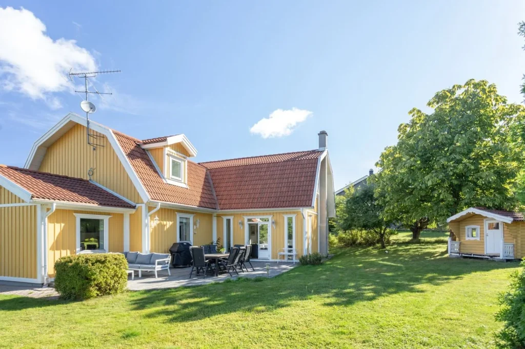 10. installation av termostat va╠ermegolv fo╠er badrum i villa